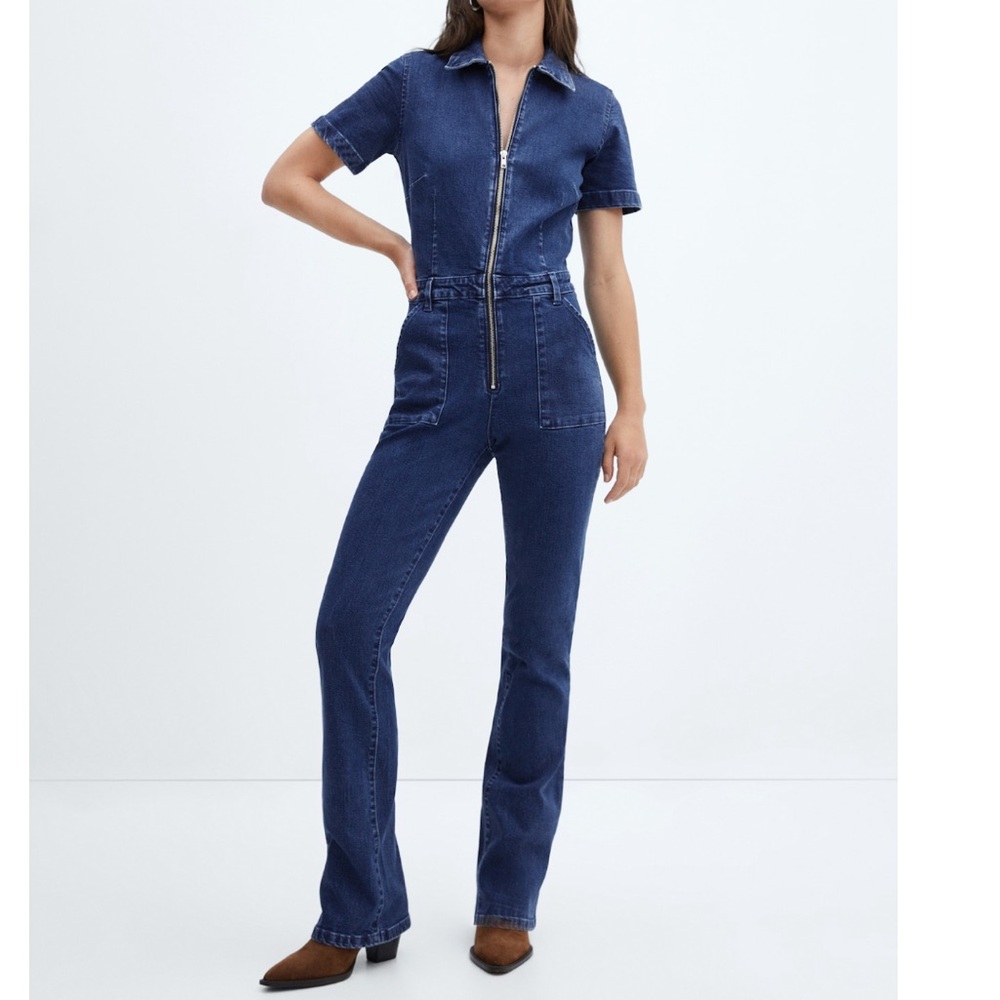 Blue denim jumpsuit 💙